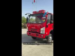 high mobility howo 4 ton foam fire truck for urban area