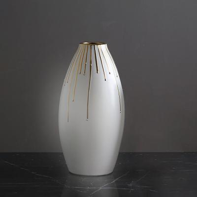 China Ware Ceramic Vases Sell Modern Luxury Home Decor Accessories Gold And Ceramic White Wholesale Vase for sale