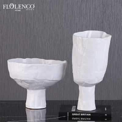 China High Quality Modern Ware Ceramic Vases Decor Accents Desktop Tall Textured Vase White Dry Flower Vase for sale