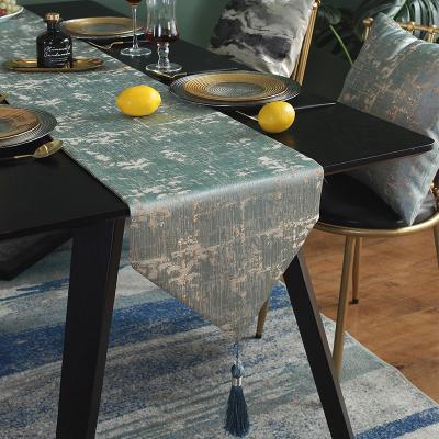 China Jacquard wholesale polyester high precision jacquard soft tablecloth for sale