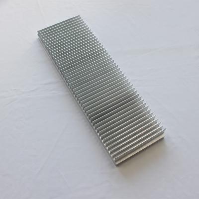 Chine Radiateur esquivé d'aileron empilé par haute densité pour l'anti oxydation de matériel électronique à vendre