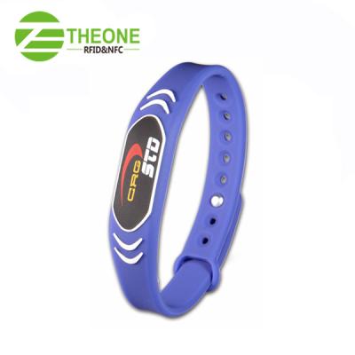 China Schoolboy way silicone security ISO 14443 rfid chip N-tag 216 nfc payment wristband for student management for sale