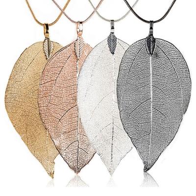 China Fashion CLASSIC Natural Real Leaf Necklace Snake Chain Leaf Shape Pendant Gold Plated Necklace for sale