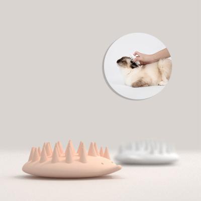 China Viable newcomers pet grooming comb silicone massage shampoo cleaning custom durable soft pet grooming brush for sale