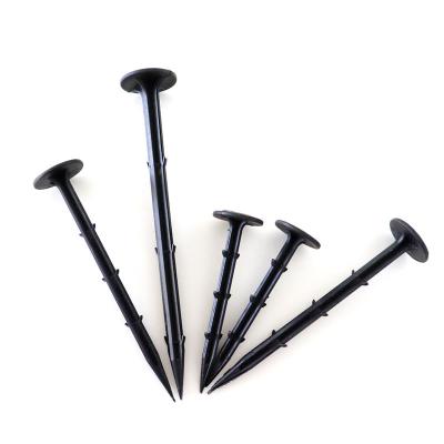 China Plastic Pin Weed Mat Pegs Black Weed Mat Ground Cover Pin for Landscaping Cloth for sale