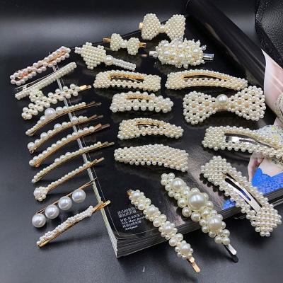 China 2021 Fashion Various Styles Korean Fashion Hair Accessories Pearl Heart Hair Clips Crystal Hairpins Set Accesorio Para Mujer for sale