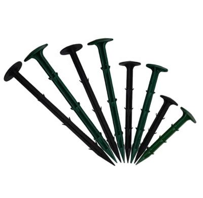 China Garden cltoh fixed ground nails for various purposes which can be used on weed proof fabric and black gardening ground fabric for sale