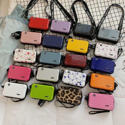 China Fashionable Cheap Multi Color Mini Purses Handbags Kids Shoulder Cross - Body Wallet Mobile Phone Bag for sale