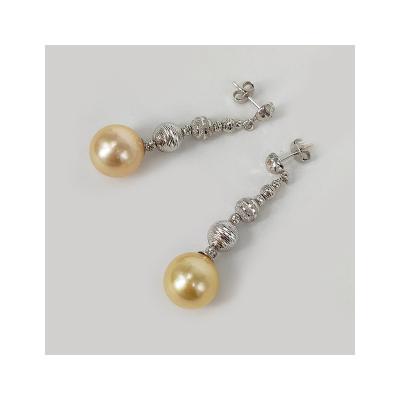 China High Quallity High Quality Elegant Ladies South Sea Gold Pearl Earrings for sale