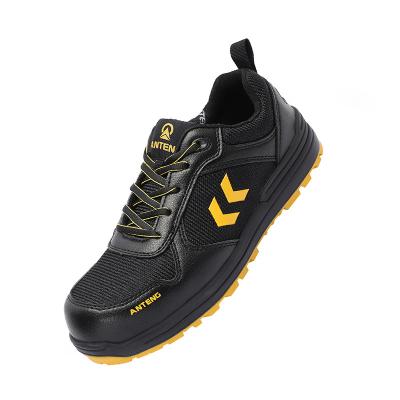 China Insulative Fashion Eva Rubber Lightweight SRC Causal Safety Shoes With Mesh And Microfiber Leather Upper for sale