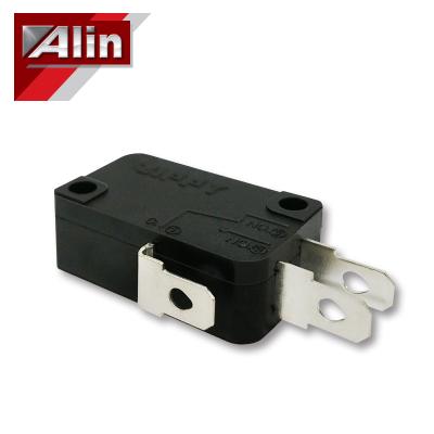 China 3 connect micro terminal switch for push button 27.8W x10.3D x 15.9H (mm) for sale