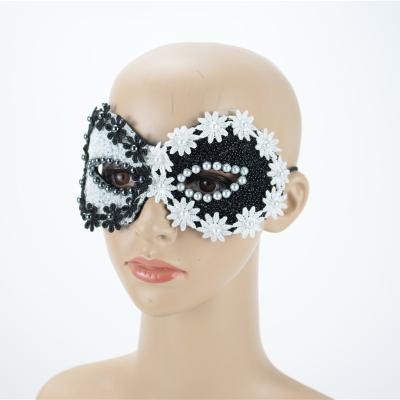 China Party Styles New Arrival Pearl Flower Eye Mask PP Cover Cloth Masquerade Party Masks for sale