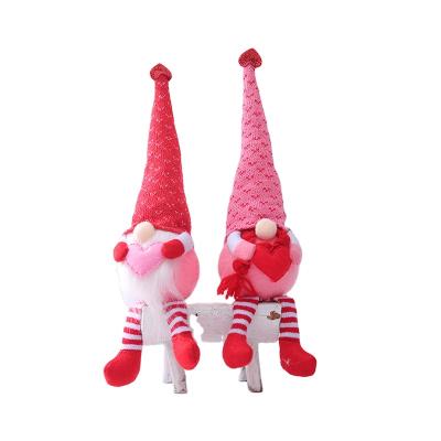 China Handmade hot sale products led light up hanging valentine gnomes red heart holding plush gnome dolls show ornaments for sale