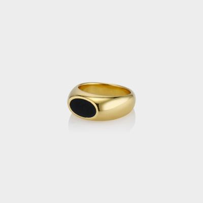 China Fashionable Oval Shape Stainless Steel Material Black Ring Gem Stone Inlay Gold Plated for sale