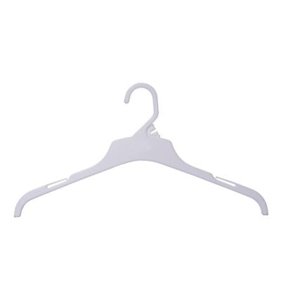 China 3149A Slim Plastic Clothes Hanger Plastic Cloth Fabric Belt Hanger for sale