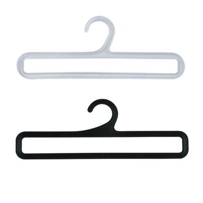 China New Classic/Postmodern Plastic Towel Hanger Cover Hanger For Display In Clothing Store Bathroom Towel Hangers for sale