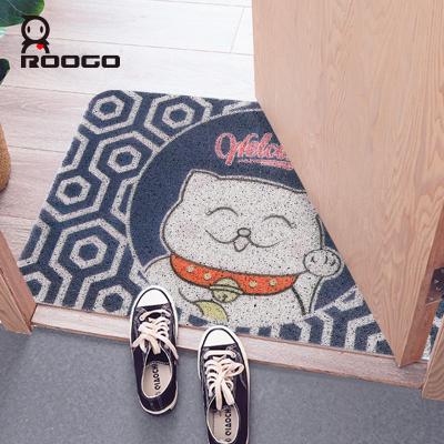 China Roogo Waterproof Lucky Cat Water Absorption Bathroom Floor Animal Door Mat for sale