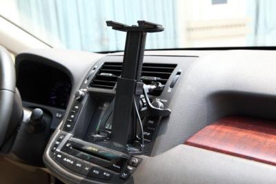 China Tenedor flexible del montaje en la rejilla de ventilación del aire del coche de la tableta para la etiqueta 4 de la galaxia de Samsung 7,0 8,0 10,1 en venta