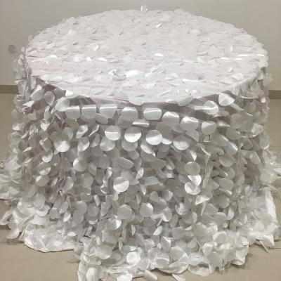 China TC046A Durable White Petal Taffeta Tablecloths For Wedding for sale