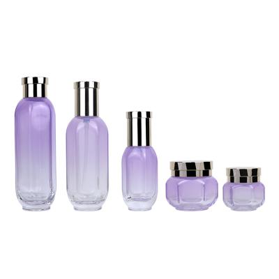 China High Qiality Luxury Custom Cosmetic Glass Bottle Container Glass Cosmetic Pump Bottle Sets for sale