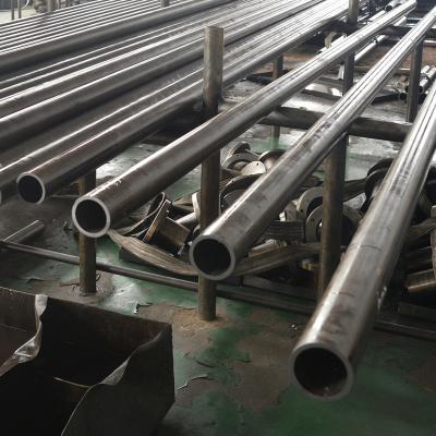 China Seamless Tubes And Pipes , Fluid Hydraulic Steel Pipe 180mm 200mm For Cylinder Machine Round Seamless Steel Pipe And Tube for sale