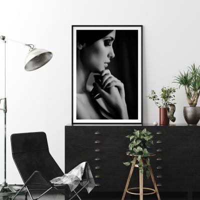 China Art Deco Picture On Canvas With Frame Woman Painting With Frame Face Woman Artwork Figure Painting for sale