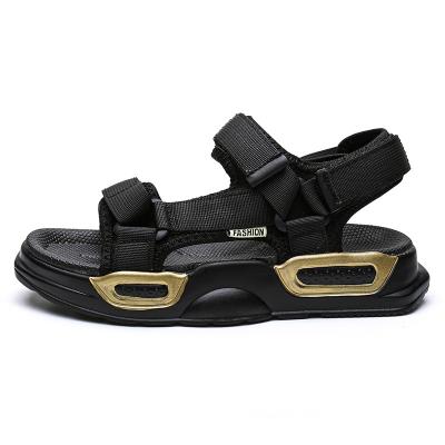 China 2023 New Summer Men's Wear Youth Massage Men's Sandals Sweat-proof Non-slip Thick-soled Driving Rome Lightweight Comfortable Casual San for sale