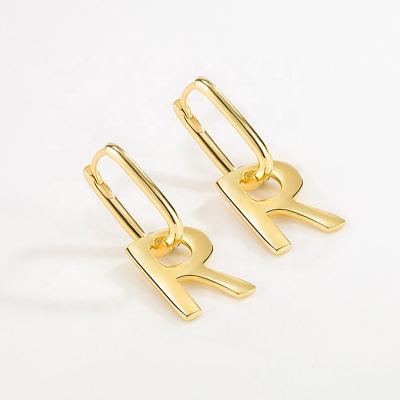 China Long Color Keeping New Pure Silver Jewelry Women Gift Thin Gold Earrings 18K Jewelry S925 Sterling Silver Letter R Huggie Earrings for sale