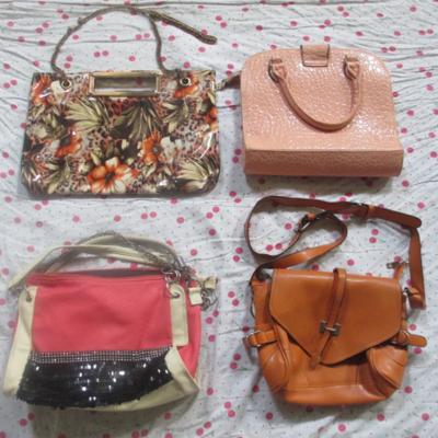 China Fashioon Wholesale Cheap Fashion Enough Used Bags In Bales for sale