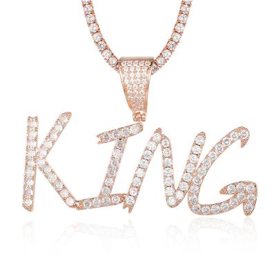 China Hiphop Iced Out Bling Hip Hop Charm Name Necklace Custom Initial Necklace Brush Cursive Letter Nameplate Pendant Necklaces Dropshipping Te koop