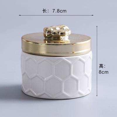 China Round Shape Modern Simple Cheap Ceramic Trinket Box With Bee Lid for sale