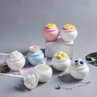 China Modern Simple Handmade Flower Ceramic Ring Box For Wedding Gift for sale