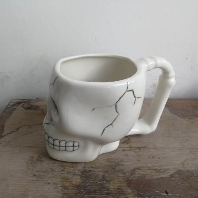 China Large Design Viable Marble Handle Ceramic Mug for sale