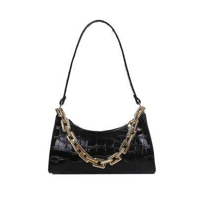 China 2021 Hot Sale Fashion Luxury PU Leather Shoulder Armpit Bag With Thick Chain For Women Shoulder Bags for sale