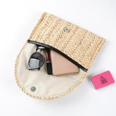 China Fashion Women Straw Clutch Handbag Envelope Bag Latch Beach Bag Woven Bag Purse Wallet for sale