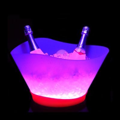 China Custom refillable ktv 12L nightclub bar party ktv 12L OEM Champagne Whiskey wine beer plastic bucket pp led ice bucket wine barrel for sale