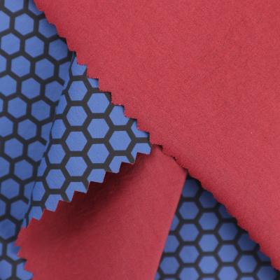 China 100%Nylon Waterproof Fabric With Graphene Lamination Water Repellent For Winter Jacket for sale