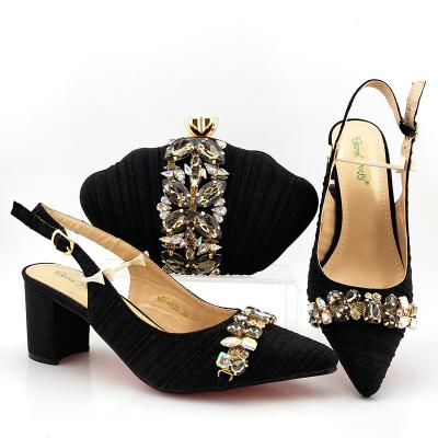 China Beautiful Deodorization Women Dress High Heels Shoes Matching Bag for sale