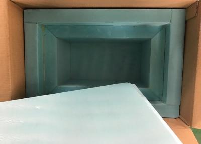 China Cold Chain Solutions Temperature Control Box  4~~18℃ Last 64 Hours For COVID-19 for sale