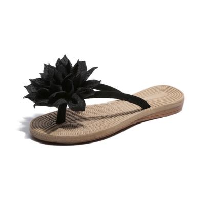 China Fashion Trend Flower Decoration Uppers Style Recreational Flip Flops For Women for sale