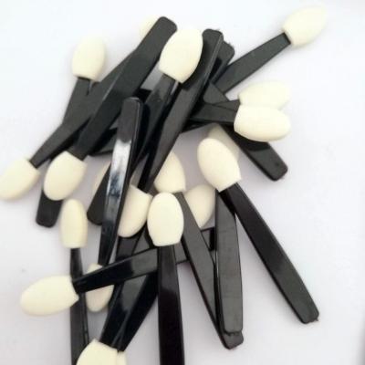 China Wholesale Disposable Eye Brush Eyeshadow Sponge In Makeup Brush for sale