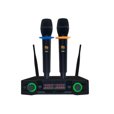 China Outperform Hot Sale Karaoke Stage Performances UHF Professional Two Way Radio Handheld Microphone 21*15.5*4.3cm for sale