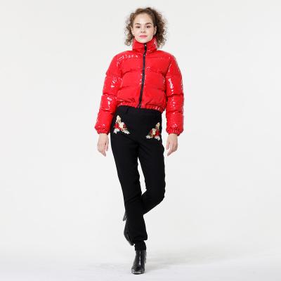 China Anti-Wrinkle Winter PU Stripper Shorts Padded Jackets Duck Feather Down Bubble Coats Women for sale