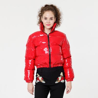 China Anti-wrinkle fashion winter ladies cultured PU fabric padded bubble coated ultra light short women stripper jacket for sale