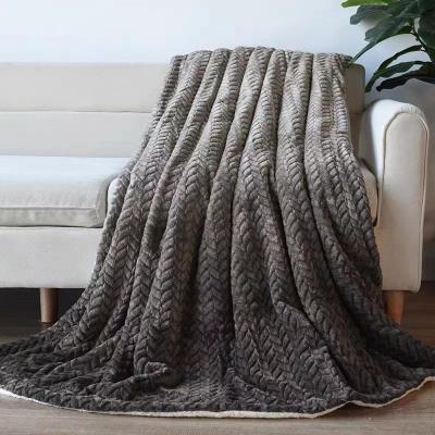 China China Factory Supplier High Quality Folded Sheets Jacquard 100 Polyester Flannel Fleece Couch Blankets And Throws for sale