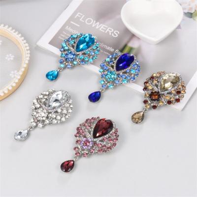 China Popular Color Water Drop Brooch Alloy Pins Jewelry Crystal Rhinestone Brooches Clothing Accessories for sale