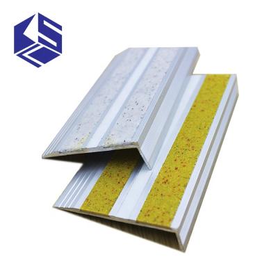 China Non Slip Resistant Carborundum Insert Concrete Stair Smell for sale