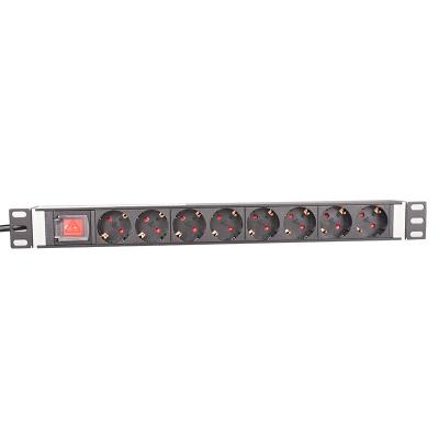 China Data Center Factory Direct 8 Ways 16A Power Distribution Unit Plug German Standard PDU for sale