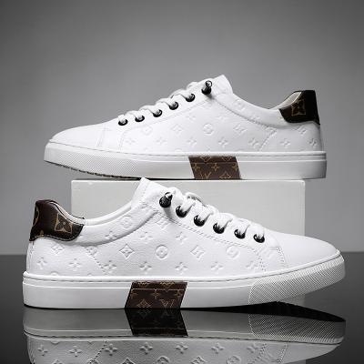 China CUSHIONING latest new arrival high quality genuine leather white shoes factory wholesale customize high top sneakers for men for sale