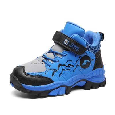 China Best Price Adults Popular Outdoor Unisex Kids Comfortable Anti Slip Deodorization Style Hot Hike Shoes for sale